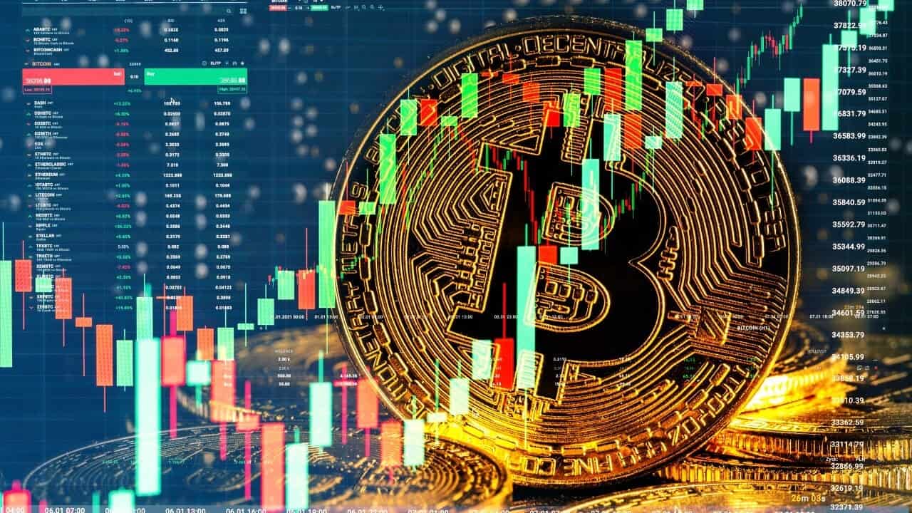 比特币进入「阶梯式」上涨模式，16 万美元触手可及？