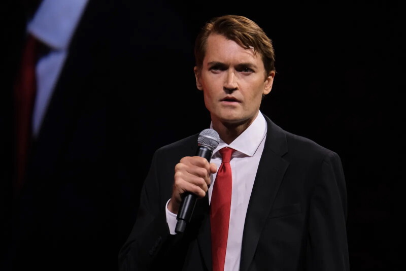 丝路创办人 Ross Ulbricht 拍卖私人物品募得 130 万美元、再获大笔比特币捐款