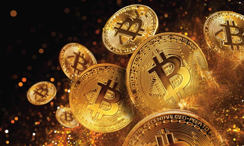 「Uptober」行情发威！美比特币 ETF 买气旺到爆、单周涌入逾 22 亿美元