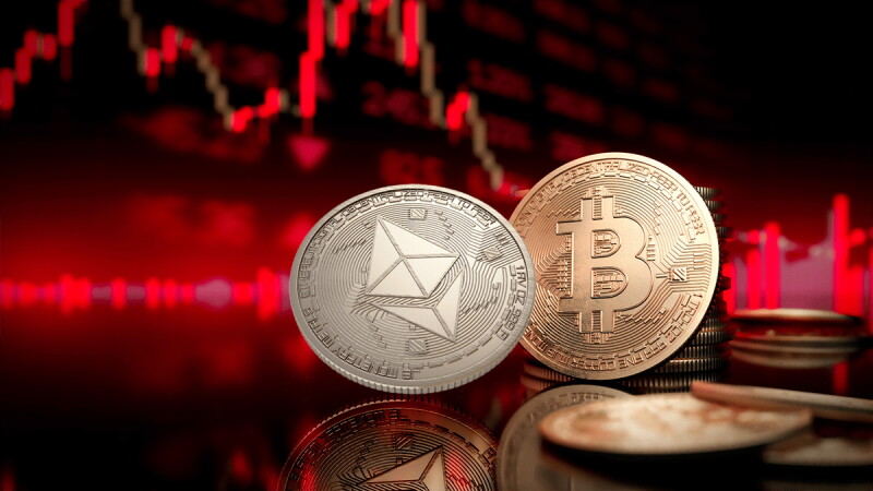 机构大户「防御性减码」？美比特币、以太币 ETF 单日失血近 10 亿美元