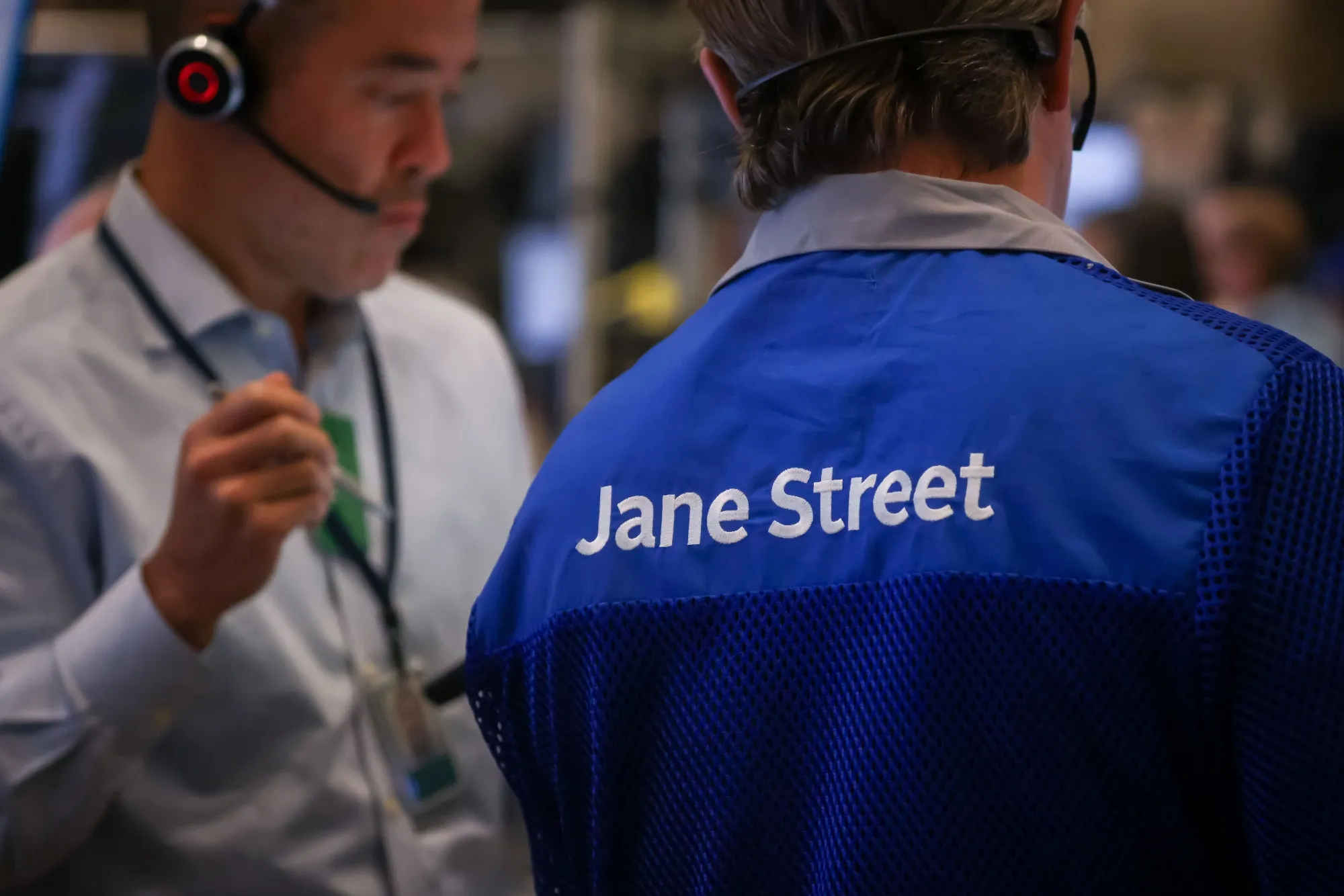 比特币「大魔王」退散！Jane Street 挨告后，「10 点砸盘」魔咒竟离奇解除