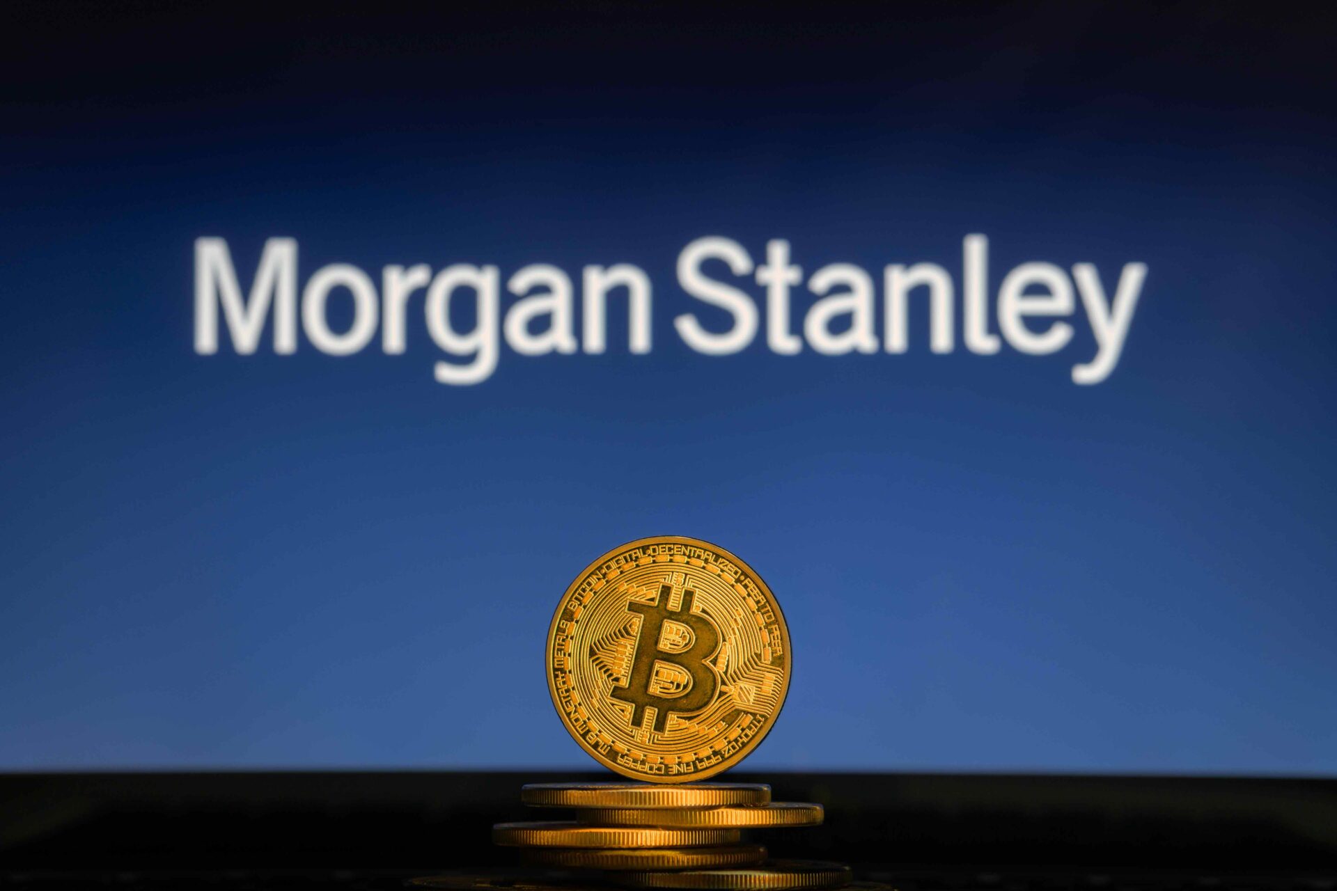 大摩出手了！彭博分析师：全美首档「银行级比特币 ETF」上市倒数