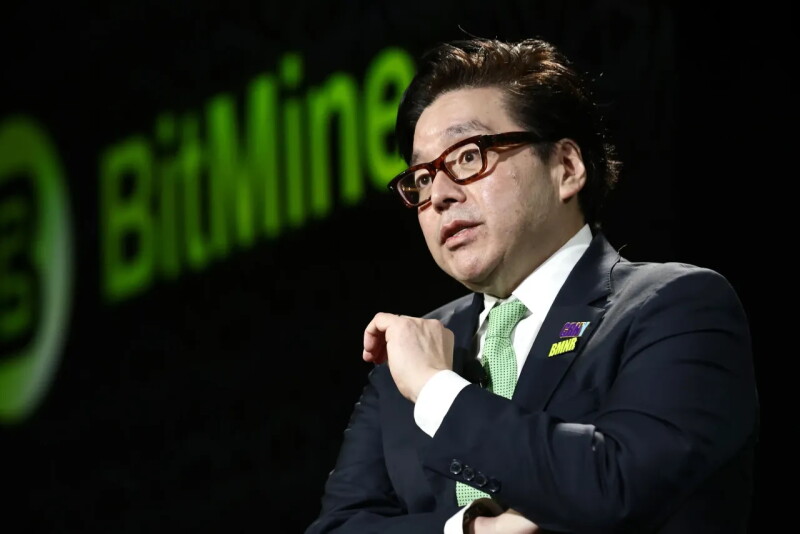 Bitmine 狂扫 7.1 万枚以太币！Tom Lee：加密货币是绝佳「战时保值资产」