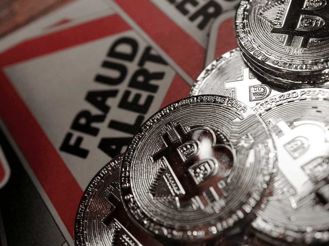 加密币投资骗局猖獗！FBI 报告：美国人去年被骗 114 亿美元、年增 22%