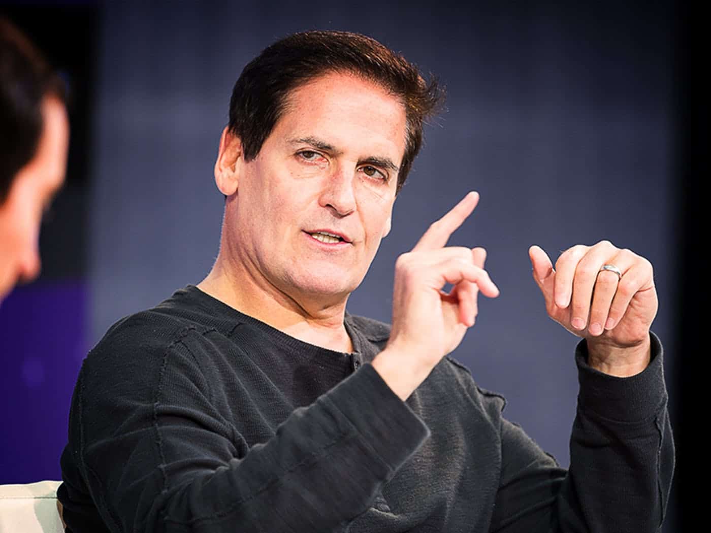 「数位黄金」信仰崩塌！Mark Cuban 抛售大部分比特币：避险表现令人失望
